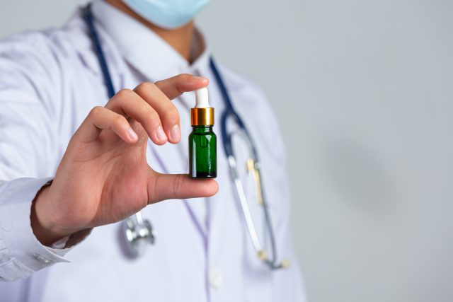 Jakie są korzyści ze stosowania olejku CBD?