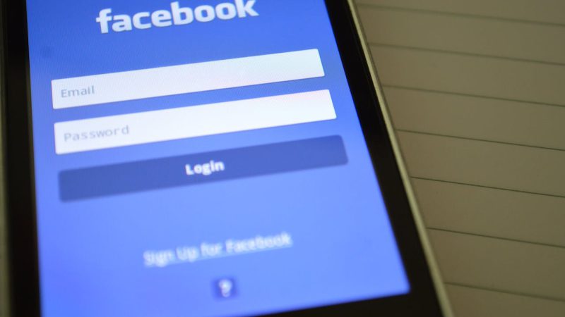 Jak zmienić hasło na Facebooku? Reset krok po kroku
